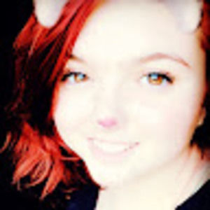 Meet your Posher, Larissa